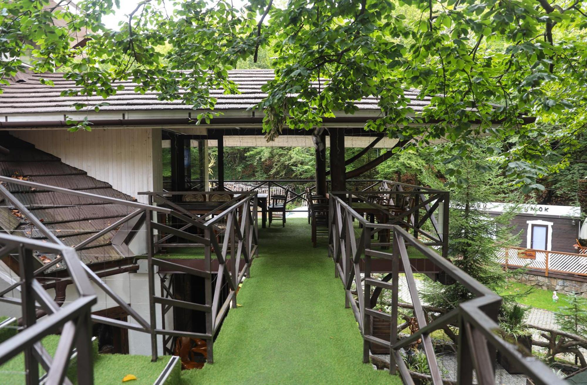 База Відпочинку Forest Stream Svalyava Ngoại thất bức ảnh